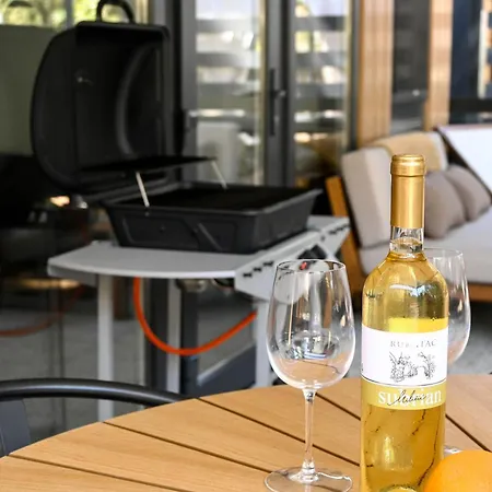 Innova Travelvir - Mobhome Sealavie * Pakoštane