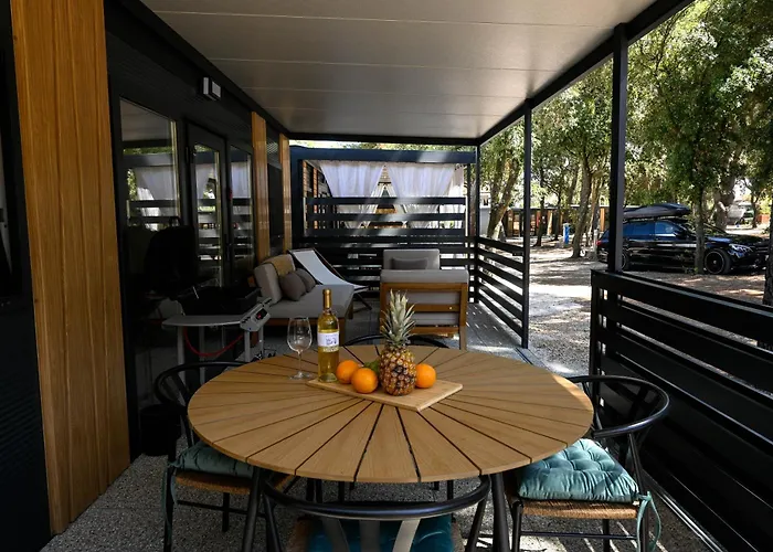 Nyaraló Innova Travelvir - Mobhome Sealavie *