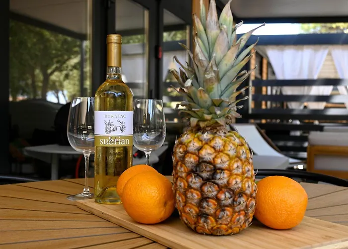 Nyaraló Innova Travelvir - Mobhome Sealavie Pakoštane