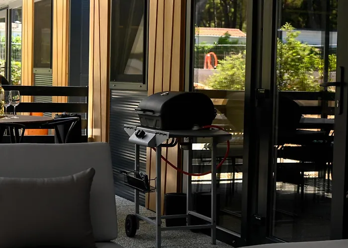 Innova Travelvir - Mobhome Sealavie *